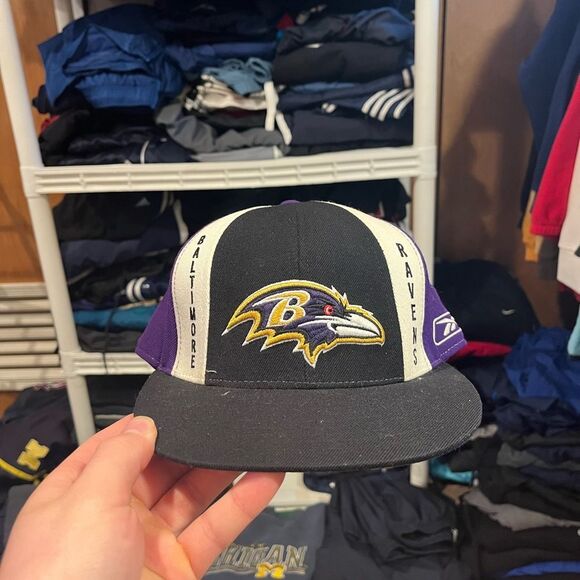 Vintage Baltimore‎ ravens fitted hat - Picture 1 of 4